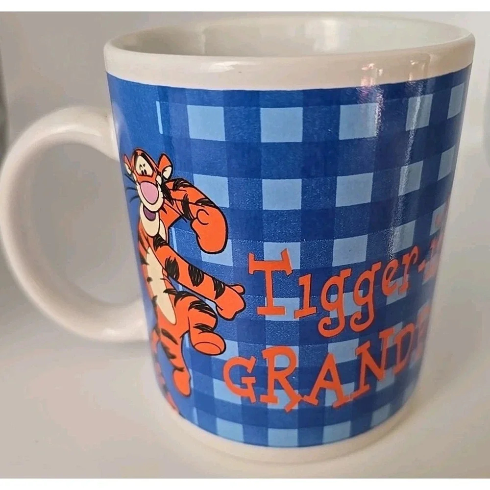 New Disney Tigger Grandpa Blue Plaid Novelty Family Coffee Cocoa Tea Mug Cup - Picture 1 of 7